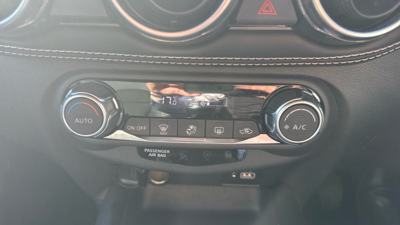 Nissan Juke 1.0 DiG-T 114 N-Connecta 5dr Petrol Hatchback